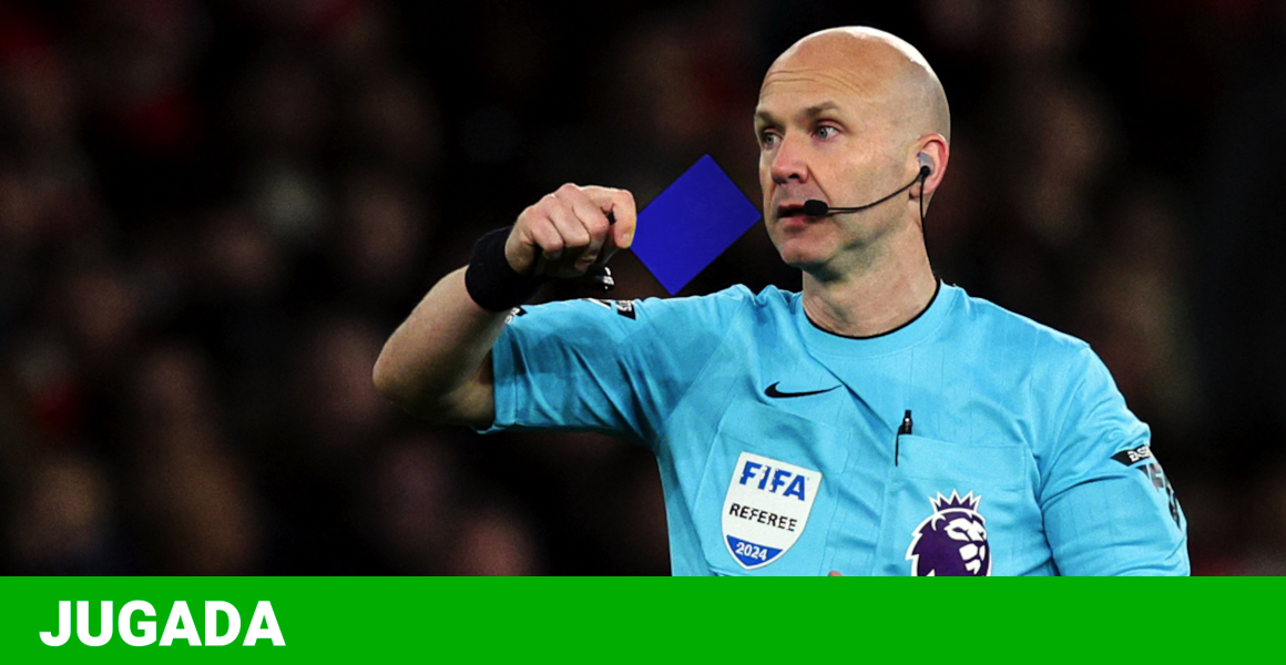 El fútbol introducirá las tarjetas azules para expulsar por diez minutos a  quien cometa faltas tácticas o proteste al árbitro